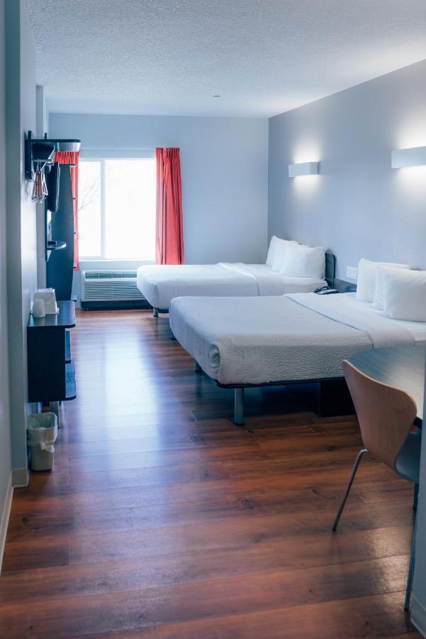 Motel 6 Airdrie Luaran gambar