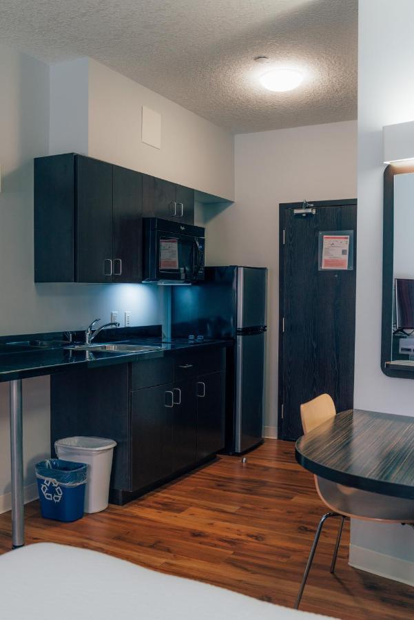 Motel 6 Airdrie Luaran gambar