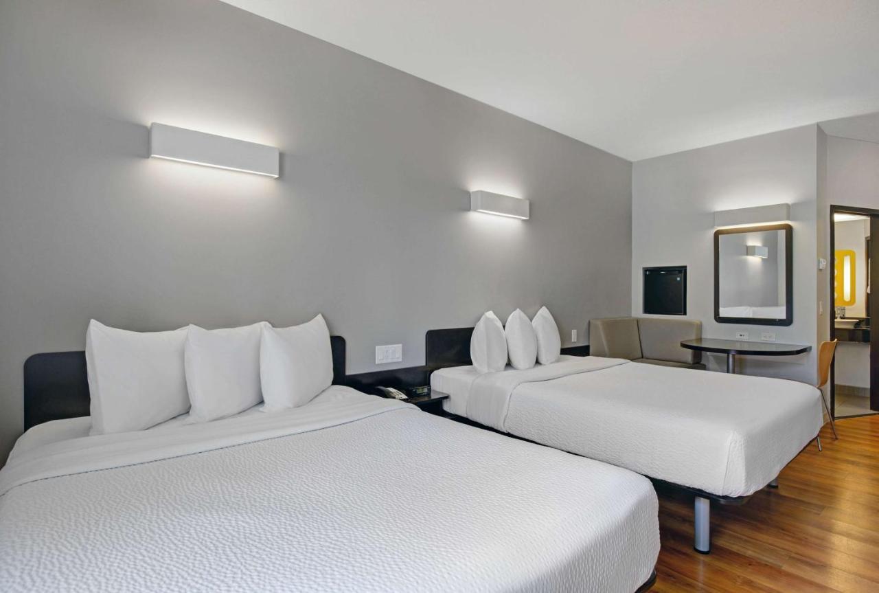 Motel 6 Airdrie Luaran gambar