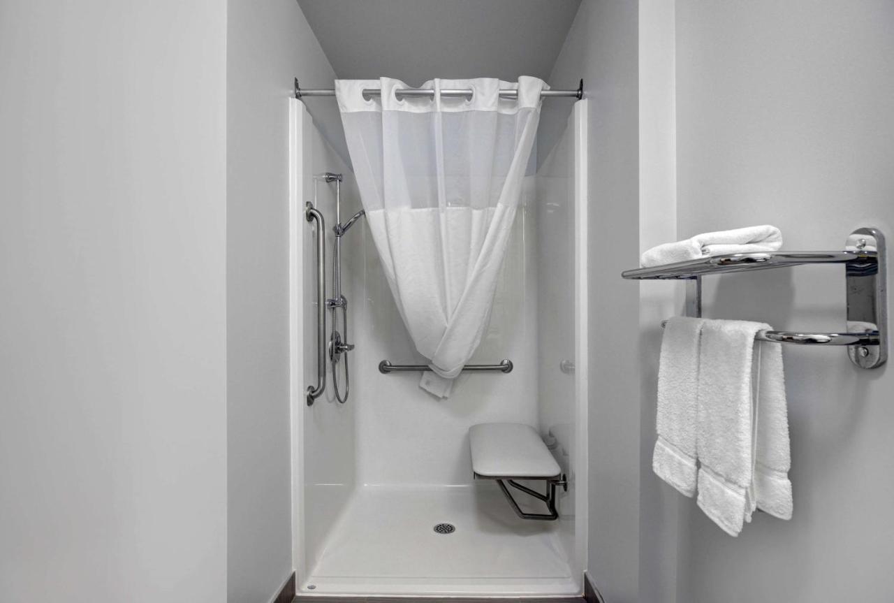 Motel 6 Airdrie Luaran gambar