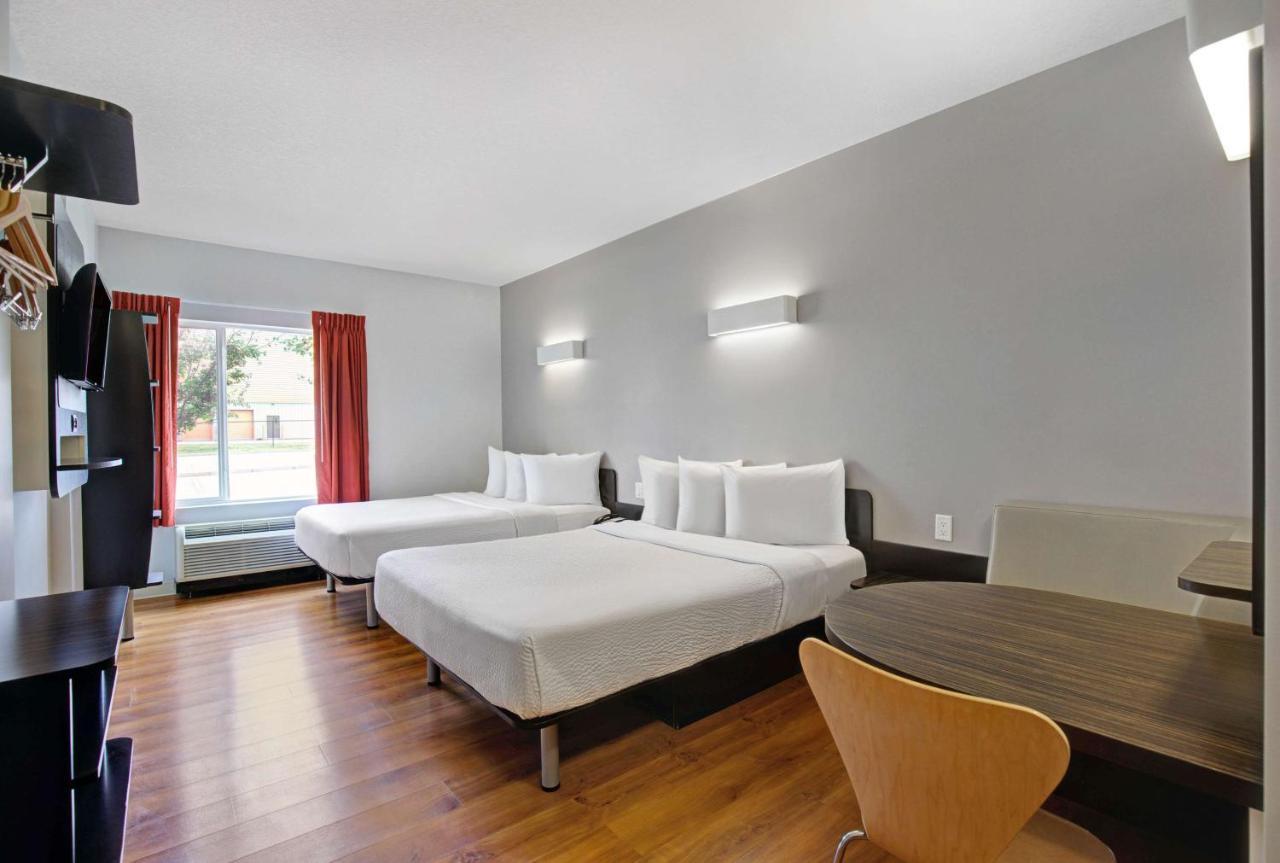 Motel 6 Airdrie Luaran gambar