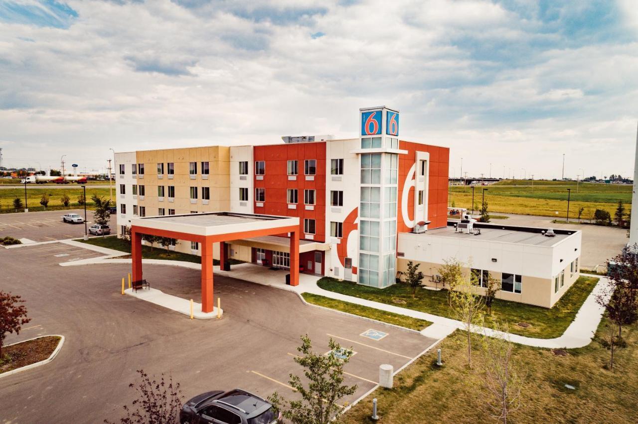 Motel 6 Airdrie Luaran gambar